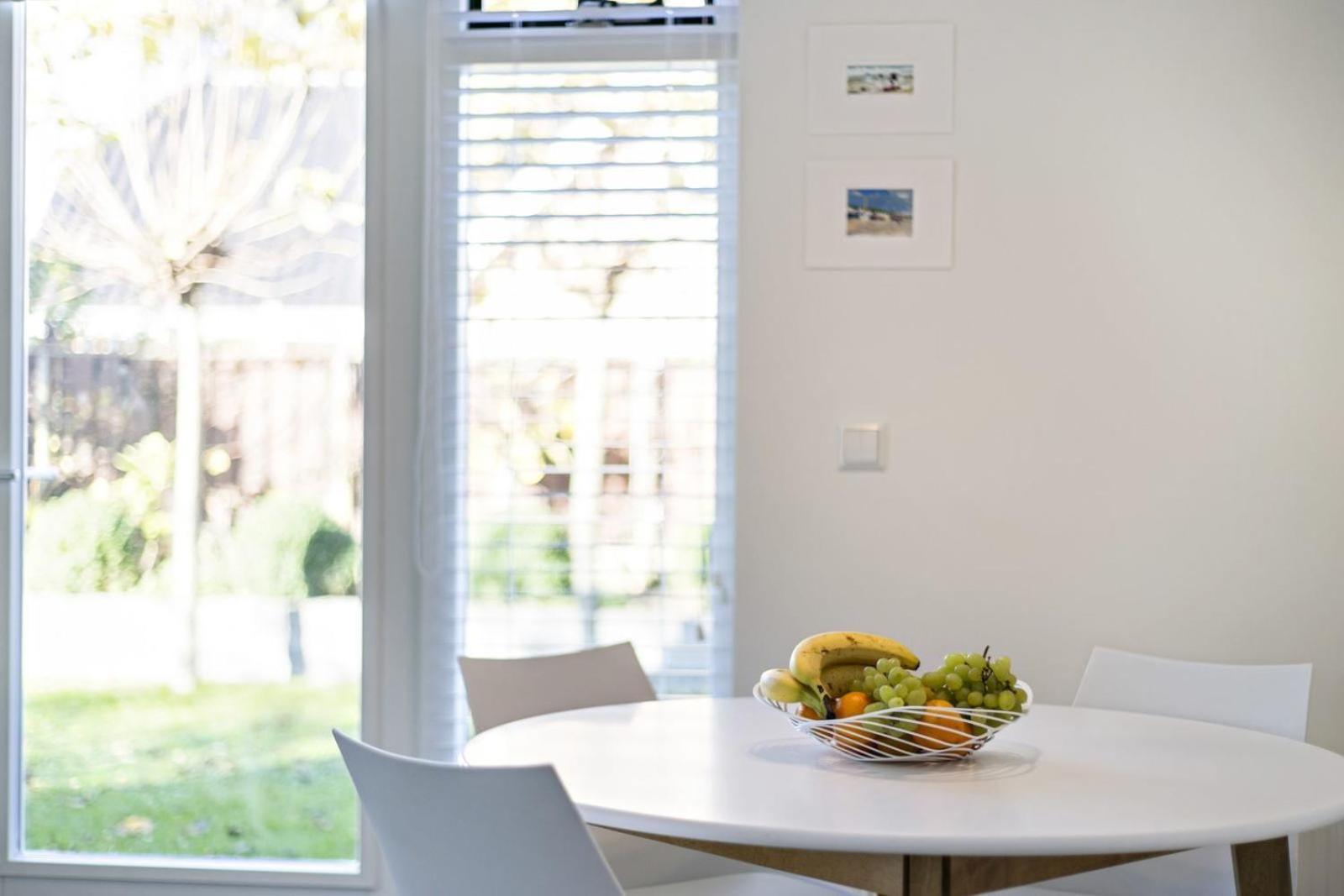 Holiday Home Beach Bubbles - Near The Beach With Big Garden - Not For Companies Ouddorp Exteriér fotografie