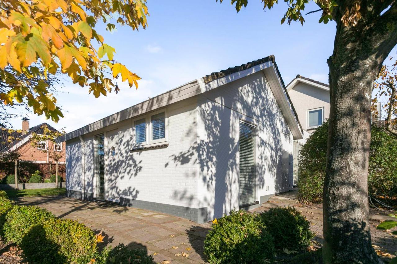 Holiday Home Beach Bubbles - Near The Beach With Big Garden - Not For Companies Ouddorp Exteriér fotografie